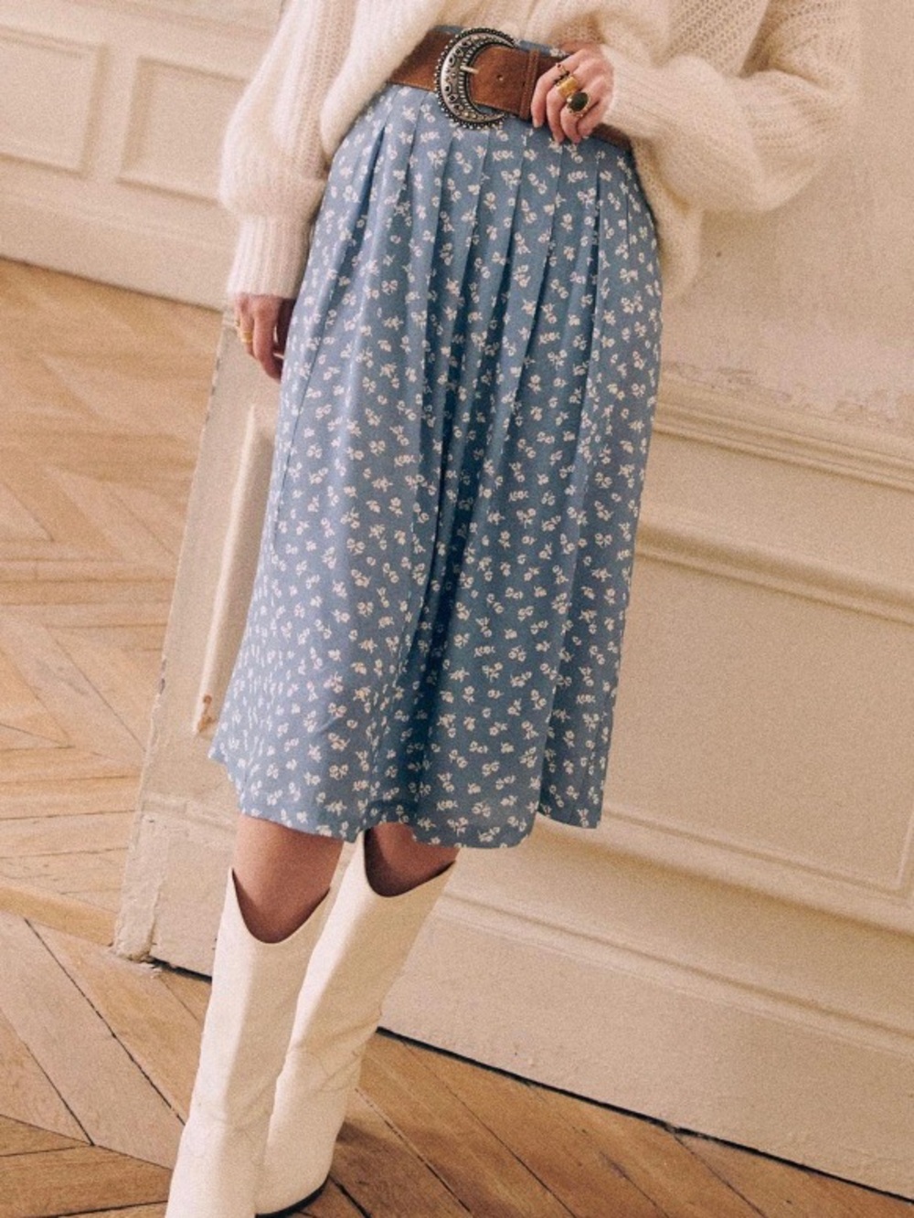 Sezane Blue Floral Pleated Midi Skirt - Picture 4 of 5